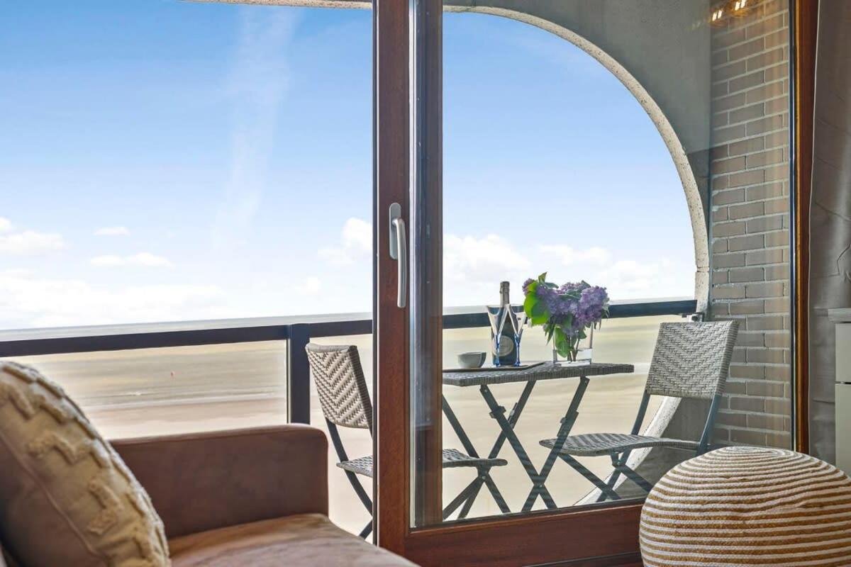 Huswell - Studio With Great Sea View On Terrace Knokke-Heist Eksteriør bilde